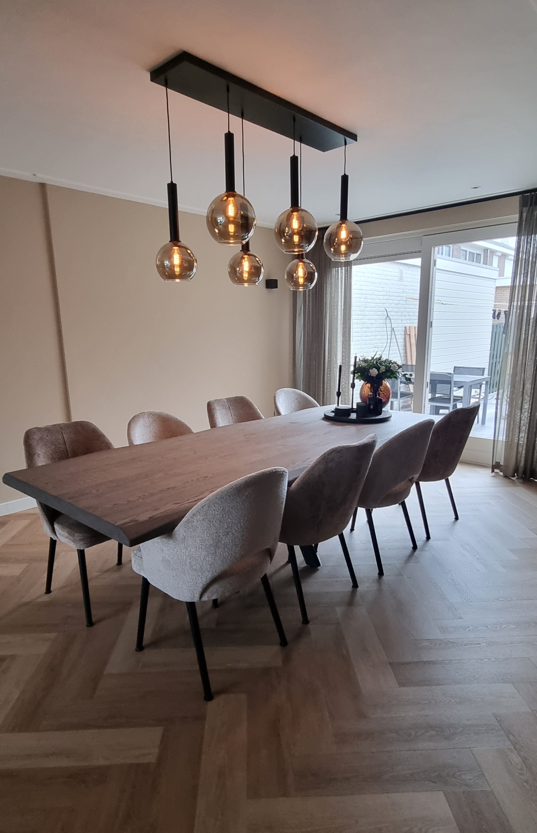 Interieur met lichte kleuren